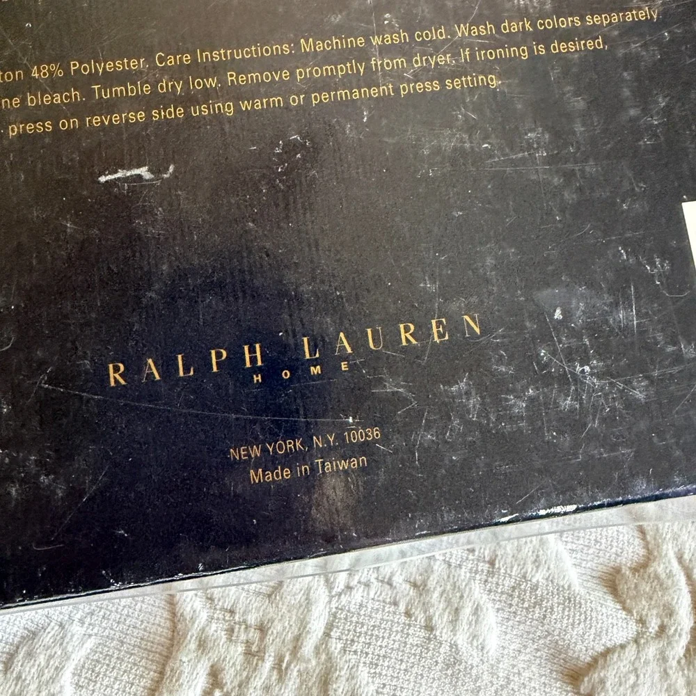 Ralph Lauren Tablecloth Home 70x104 White portrait Tuxedo Herringbone Oblong